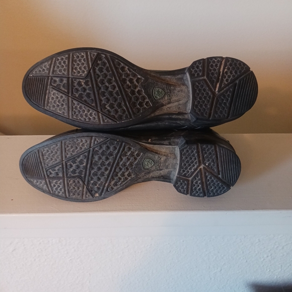 Ariat Black Lace Up Paddock Boots - Picture 6 of 7